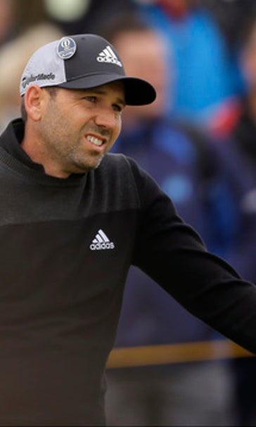 Stricker keeps cut streak alive, Mickelson not so lucky